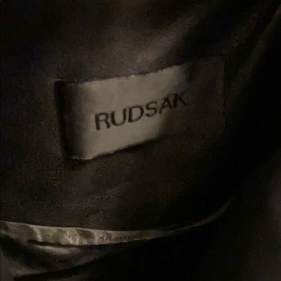 Rare Genuine Leather Bubble Winter Coat with belt - Picture 3 of 7